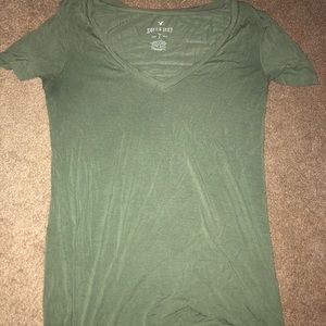 American Eagle olive green t shirt